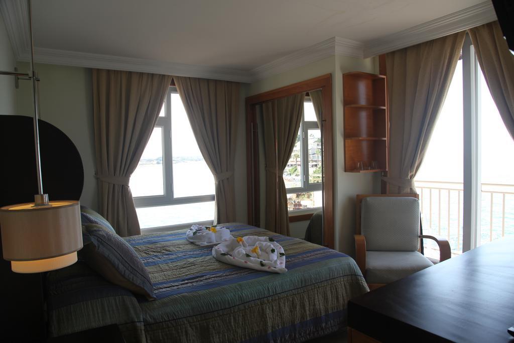 Yali Hotel Side Phòng bức ảnh