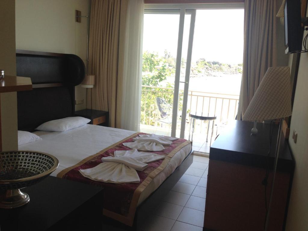 Yali Hotel Side Phòng bức ảnh